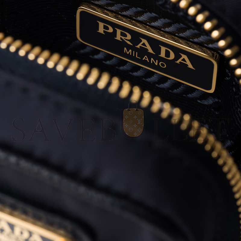 Pra*a re-edition 1978 re-nylon mini-pouch with keychain 1tt200 (7.5*6*2.5cm)